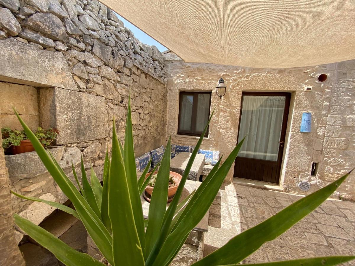 Mastro Vanni - Urban Masseria Рагуза Экстерьер фото