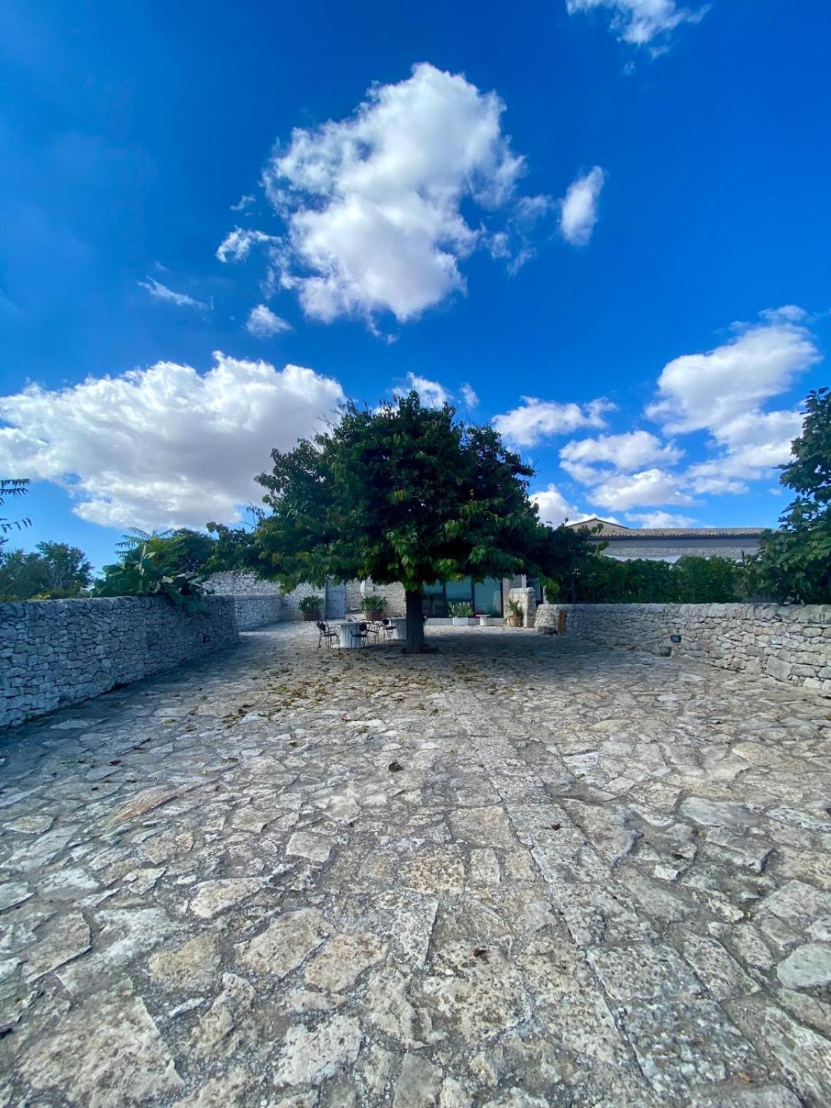 Mastro Vanni - Urban Masseria Рагуза Экстерьер фото